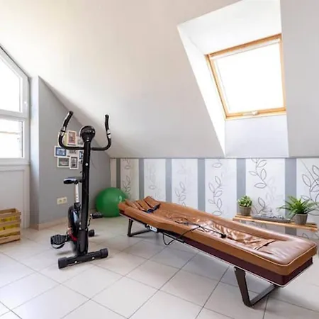 Tranquil Retreat In Hamoir, Belgium - Perfect For Families Friends Ferienhaus