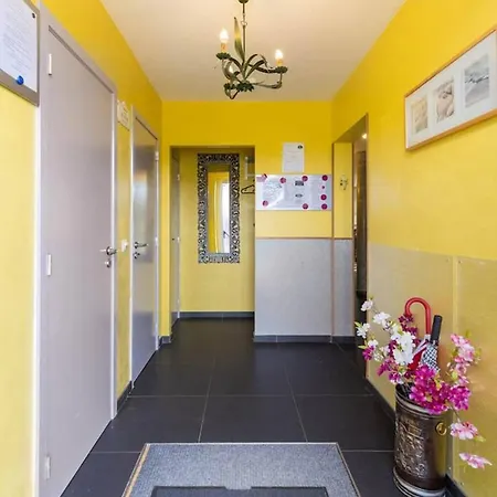 Tranquil Retreat In Hamoir, Belgium - Perfect For Families Friends Ferienhaus