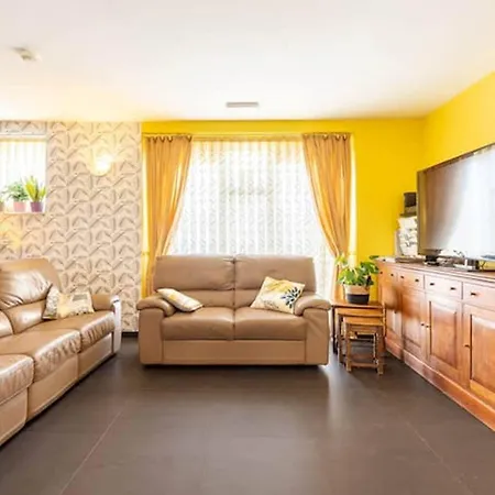 Feriehus Tranquil Retreat In Hamoir, Belgium - Perfect For Families Friends Hamoir